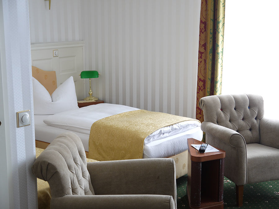 Landhotel Schwarzer Adler Suelzetal Room photo