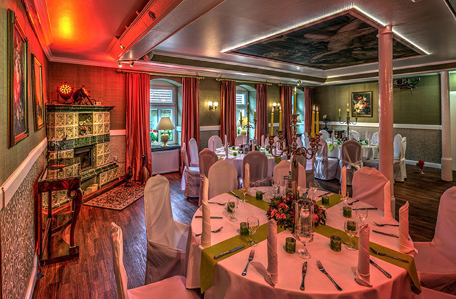 Landhotel Schwarzer Adler Suelzetal Business photo
